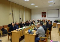 Śmieci pójdą w dół. Radny apelował, by nie być 'św. Mikołajem' i decyzję o obniżce przemyśleć - zdjęcie główne