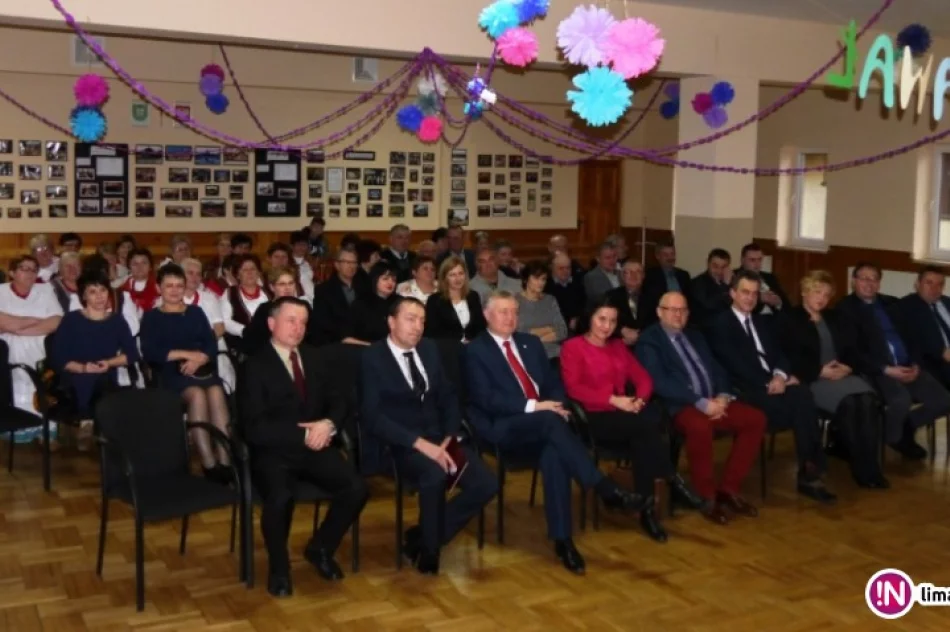 Statuetki dla posłów i starostów za działania dla 'jedności gminy' - zdjęcie 3