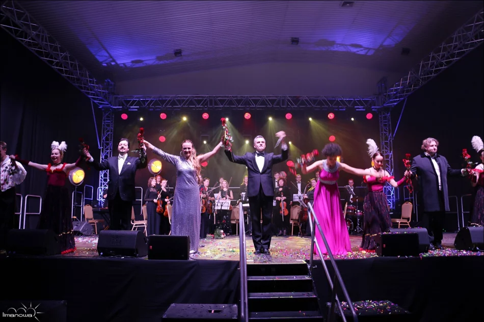 KONCERT NOWOROCZNY PRZY PEŁNEJ SALI! - zdjęcie 3