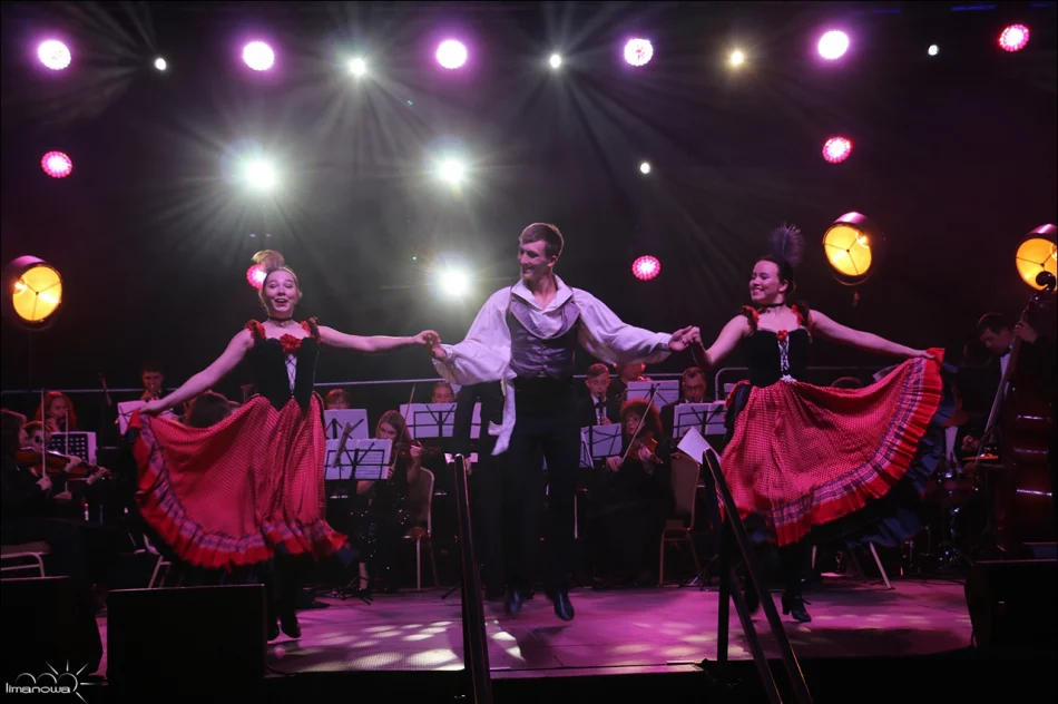 KONCERT NOWOROCZNY PRZY PEŁNEJ SALI! - zdjęcie 11