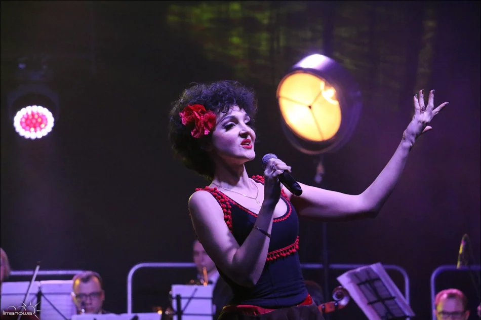 KONCERT NOWOROCZNY PRZY PEŁNEJ SALI! - zdjęcie 14