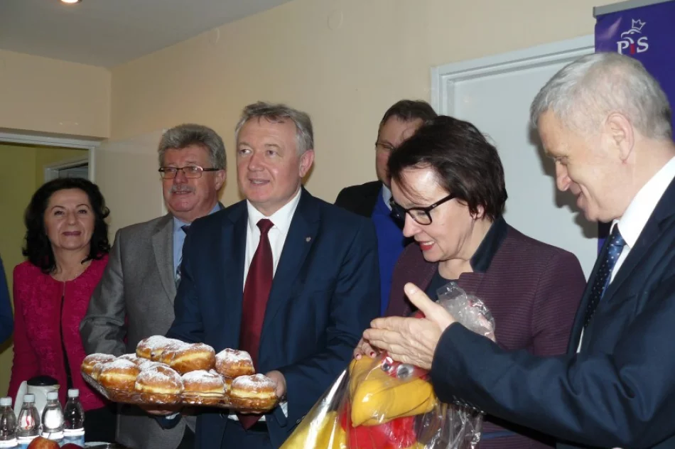 Szykuje się dobra zmiana w edukacji? Minister Anna Zalewska w Nowym Sączu - zdjęcie 2