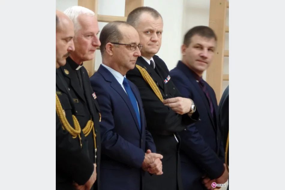 Starosta uhonorował strażaków - zdjęcie 3
