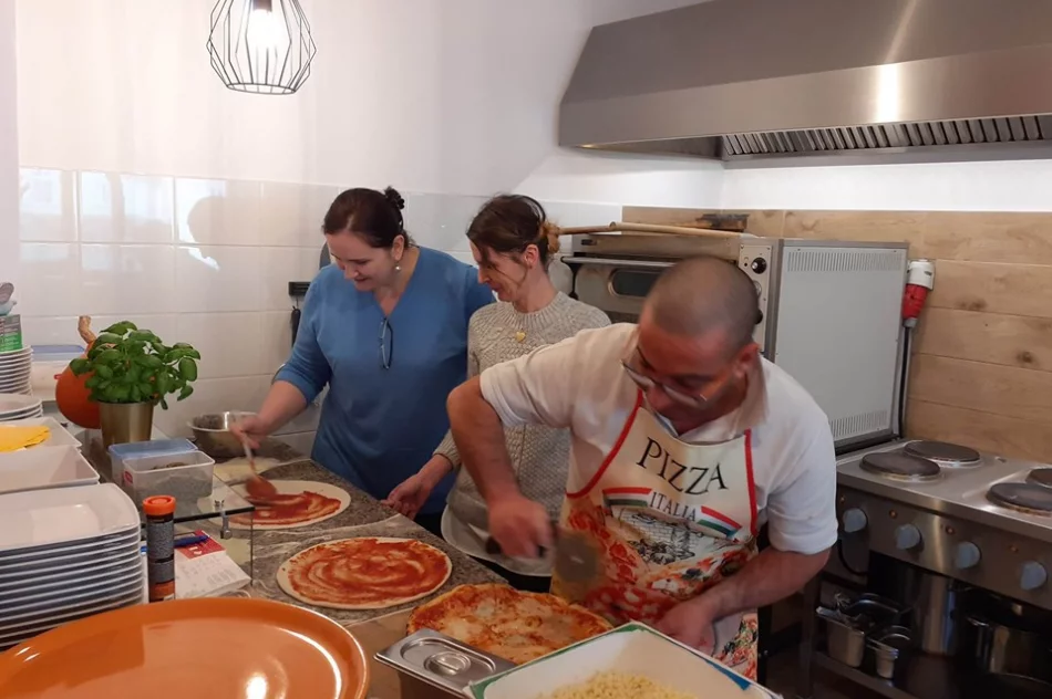 Pizza Italiana w cieniu Wezuwiusza, czyli ZSTI w drodze do Neapolu - zdjęcie 3