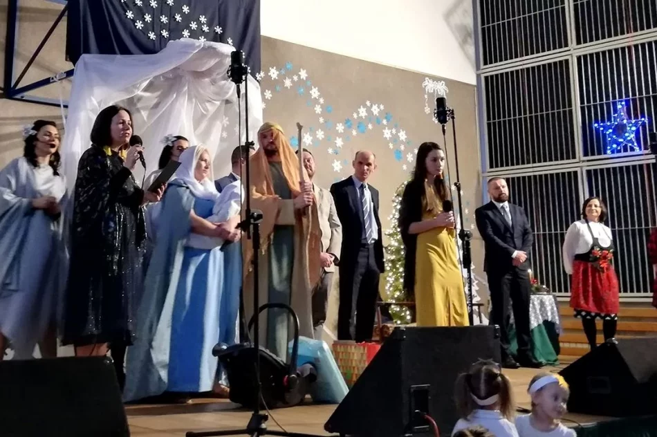 "Uwierz w Święta" - pełna sala na Koncercie Noworocznym - zdjęcie 7