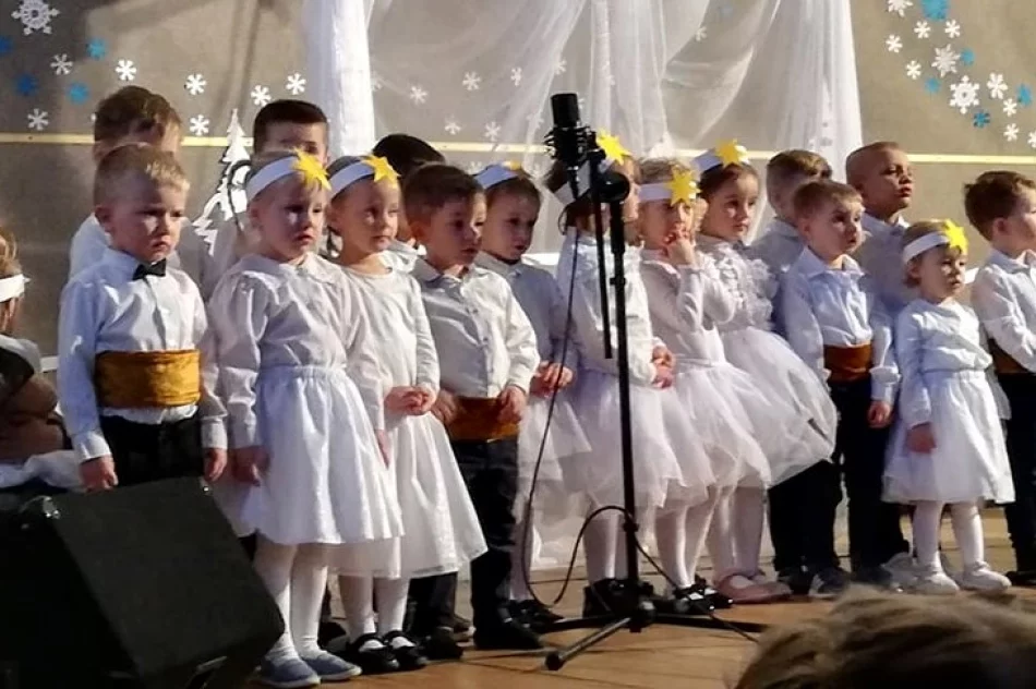 "Uwierz w Święta" - pełna sala na Koncercie Noworocznym - zdjęcie 13