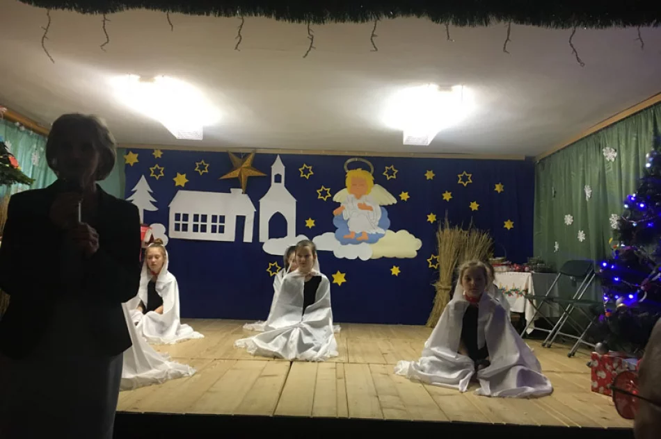 Kolędowanie w SP nr 2 w Siekierczynie - zdjęcie 19