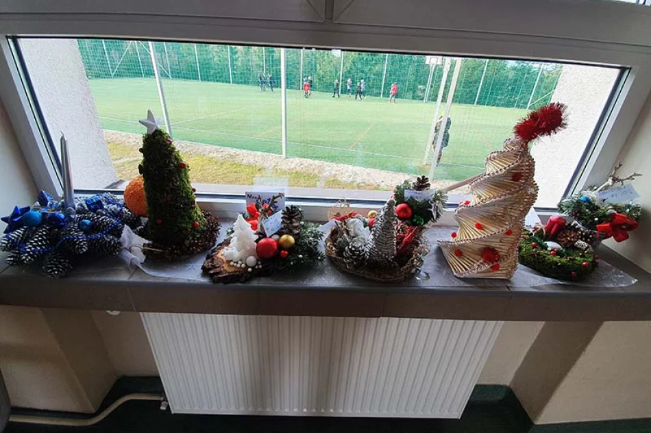 Dobro zawsze wraca… „Razem na święta” - akcja w Szkole Podstawowej nr 2 w Siekierczynie - zdjęcie 2