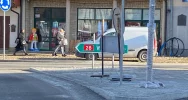Drogowskazy poprawione, na trwałe oznakowanie poziome trzeba poczekać - zdjęcie 5