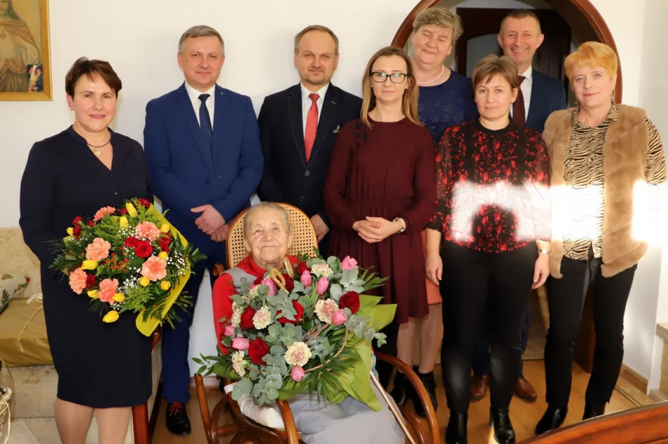 1OO - tne urodziny Genowefy Wilczek z Pasierbca - zdjęcie 2