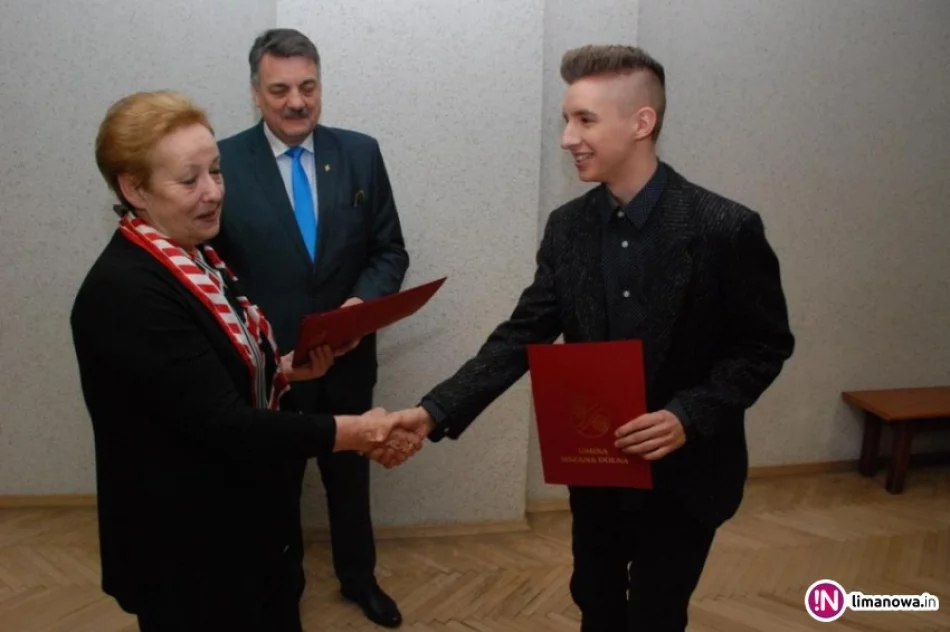 Młodzi mieszkańcy nagrodzeni za promocję gminy - zdjęcie 2