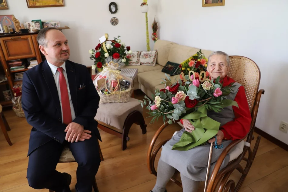 Pani Genowefa obchodziła 100. urodziny - zdjęcie 10
