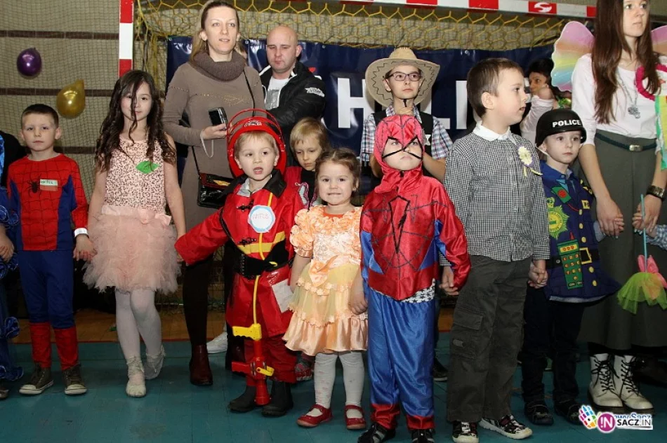 „Radość Wasza, Radość Nasza” -  XVI Integracyjny Bal Karnawałowy dla dzieci - zdjęcie 2