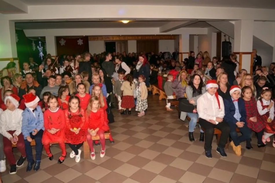 Tłumy na niezwykłym koncercie pamięci - zdjęcie 2