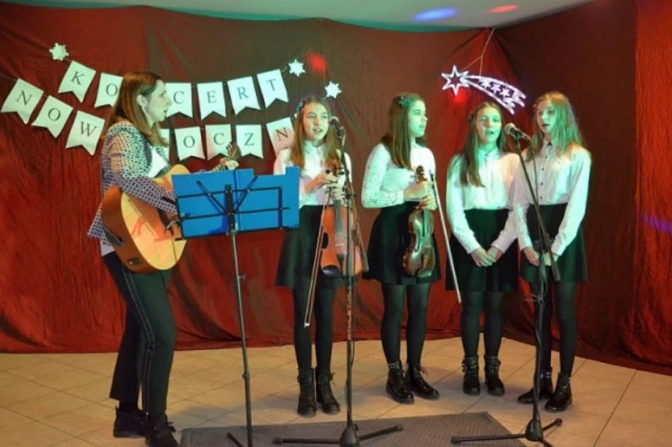 Tłumy na niezwykłym koncercie pamięci - zdjęcie 5