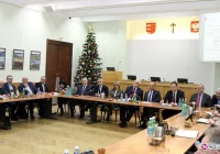 Wojewoda Małopolski Józef Pilch wziął udział w posiedzeniu Radzie Powiatu - zdjęcie główne