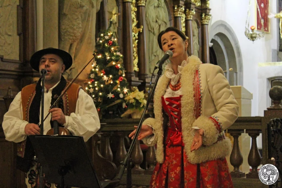 Doroczny koncert odkrywa na nowo piękno utworów bożonarodzeniowych - zdjęcie 16