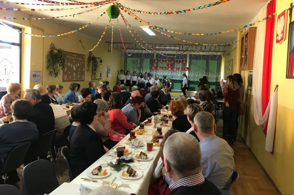 Dzień Babci i Dziadka w Szkole Podstawowej w Kaninie - zdjęcie 14