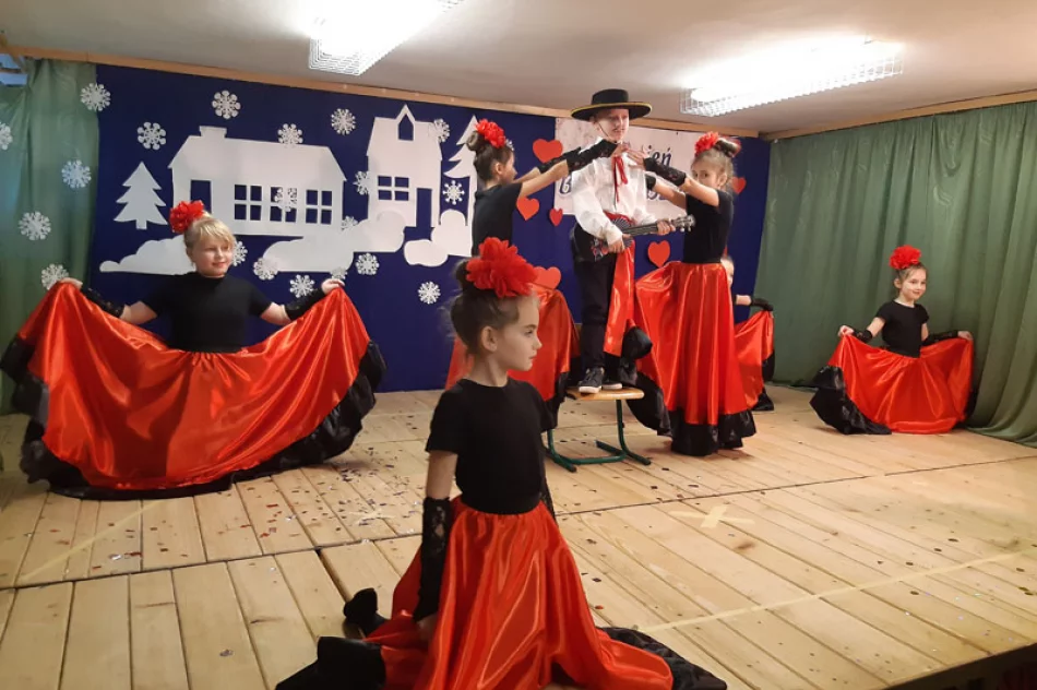 Dzień Babci i Dziadka w Szkole Podstawowej nr 2 w Siekierczynie - zdjęcie 2