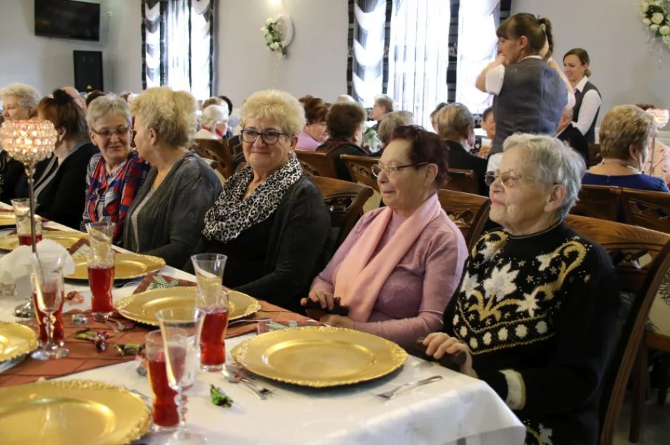 Noworoczne spotkanie seniorów z terenu gminy - zdjęcie 3