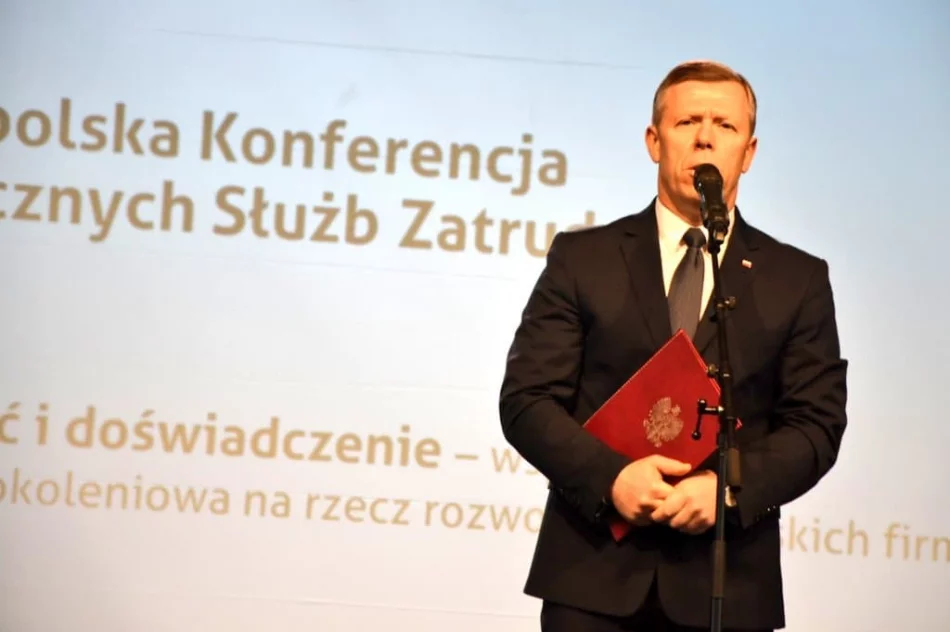 Prezydent wyróżnił pracowników PUP Limanowa  - zdjęcie 3