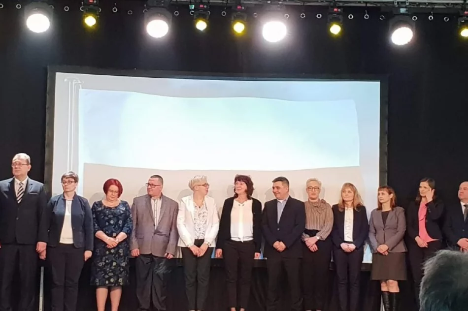 Prezydent wyróżnił pracowników PUP Limanowa  - zdjęcie 5