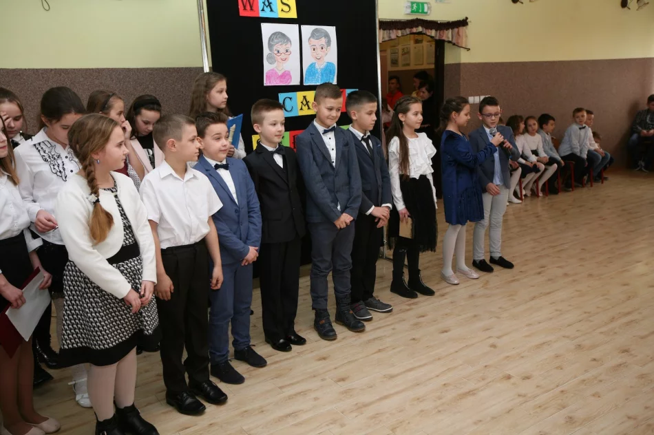 Wyjątkowa uroczystość z okazji Dnia Babci i Dziadka - zdjęcie 4