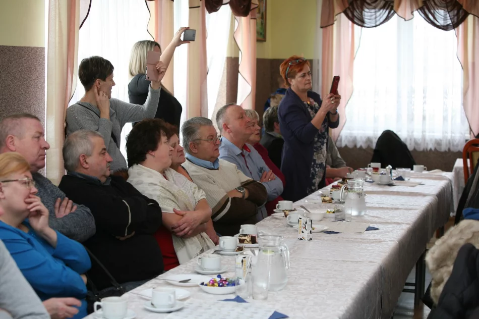 Wyjątkowa uroczystość z okazji Dnia Babci i Dziadka - zdjęcie 6