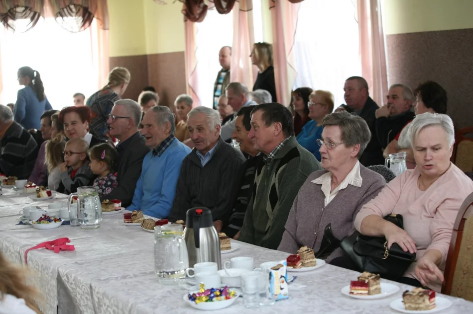 Wyjątkowa uroczystość z okazji Dnia Babci i Dziadka - zdjęcie 9