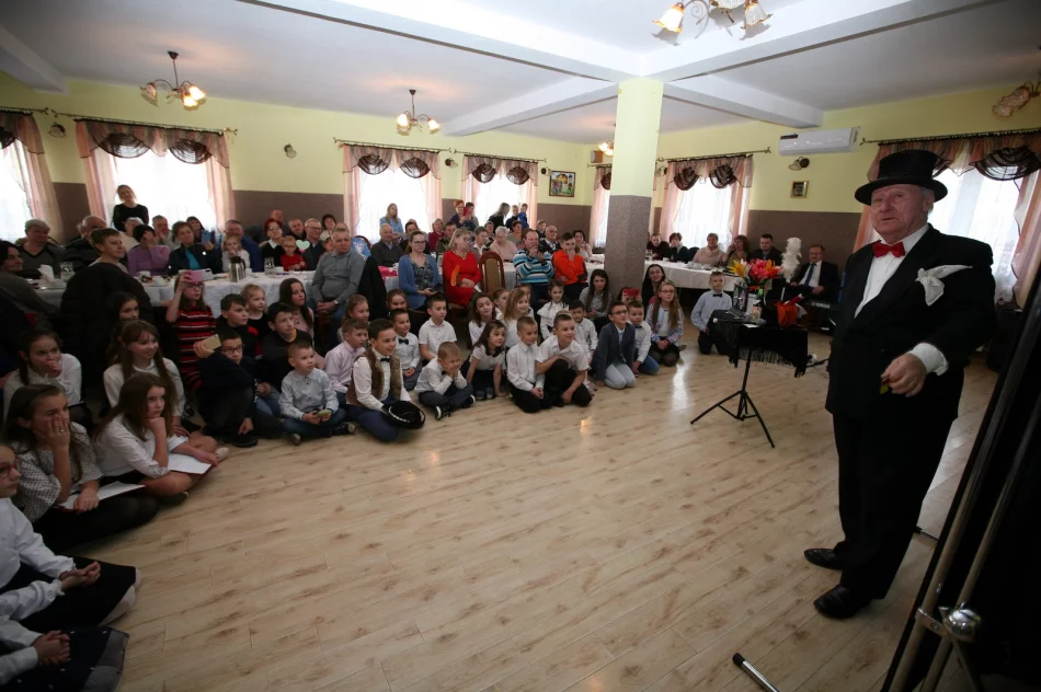 Wyjątkowa uroczystość z okazji Dnia Babci i Dziadka - zdjęcie 20