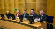 Sesja sejmiku poświęcona m.in. przygotowaniom do jubileuszu 100-lecia urodzin Jana Pawła II - zdjęcie 3