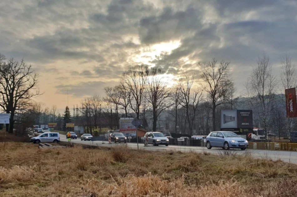 Ruszyły prace przy drodze wojewódzkiej - zdjęcie 3