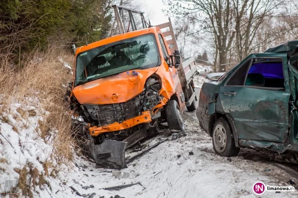 Poszkodowany 22-latek trafił do szpitala w Krakowie (wideo) - zdjęcie 2