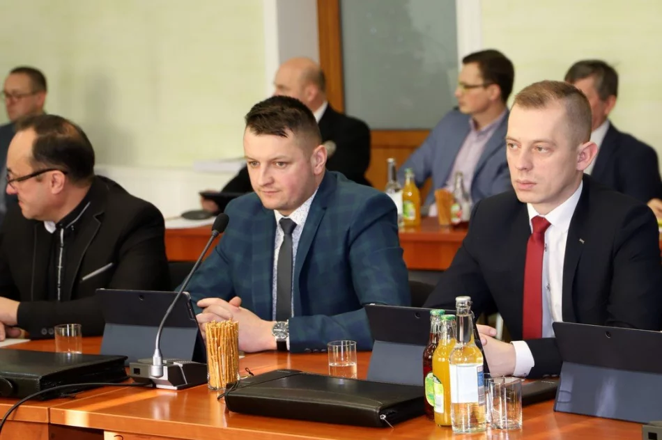 Informacja o XII sesji Rady Gminy Limanowa - zdjęcie 18