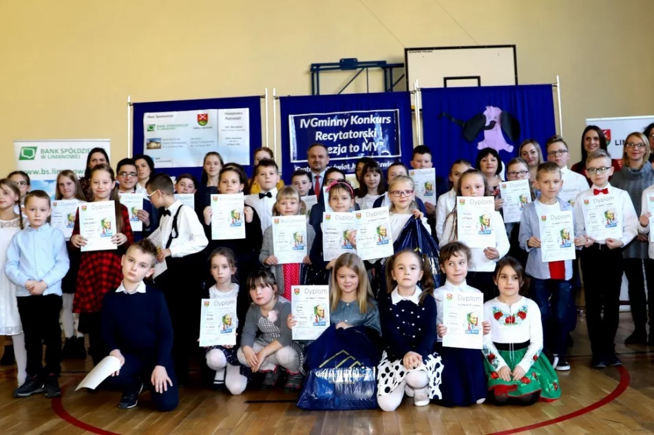 IV Gminny Konkurs Recytatorski  Poezja to MY. Groteskowy świat Juliana Tuwima - zdjęcie 3