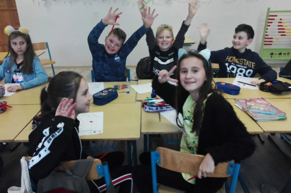 Ogólnopolska Akcja Edukacyjna „Dzieci uczą rodziców” w SP nr 2 w Siekierczynie - zdjęcie 11