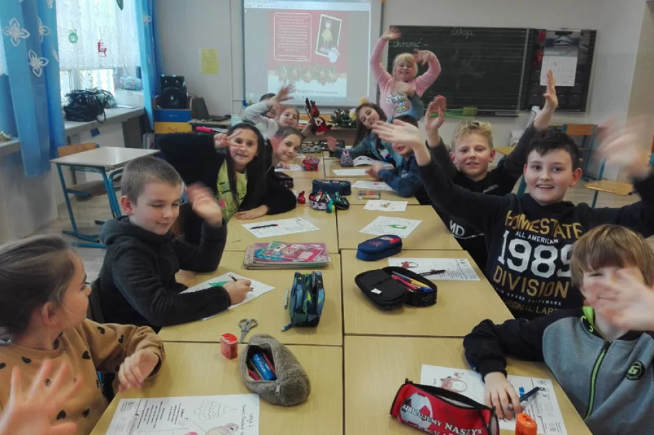 Ogólnopolska Akcja Edukacyjna „Dzieci uczą rodziców” w SP nr 2 w Siekierczynie - zdjęcie 17