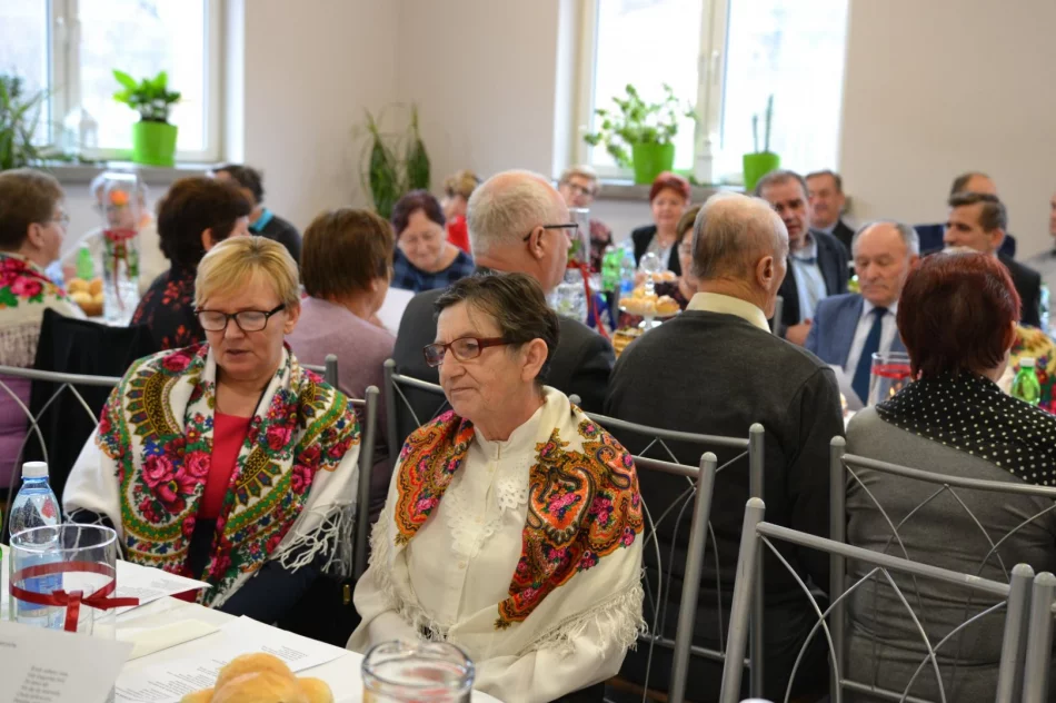 Pierwszy Klub Seniora w gminie oficjalnie otwarty - zdjęcie 11