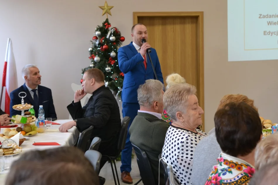 Pierwszy Klub Seniora w gminie oficjalnie otwarty - zdjęcie 16
