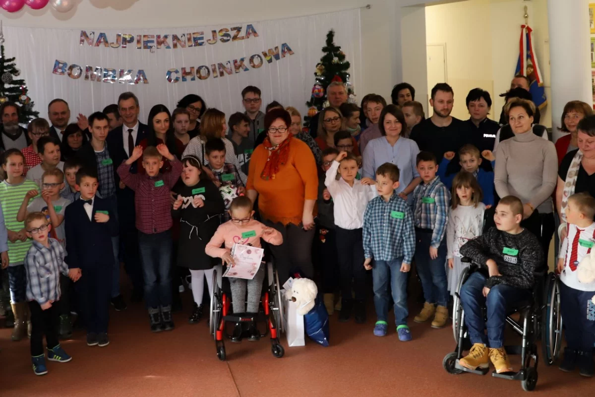 XI Miejsko-Gminny Bożonarodzeniowy Konkurs Plastyczny dla dzieci niepełnosprawnych w SP w Rupniowie