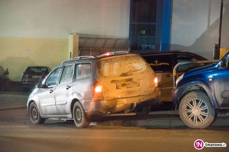 Kolizja sześciu samochodów i autobusu - zdjęcie 3