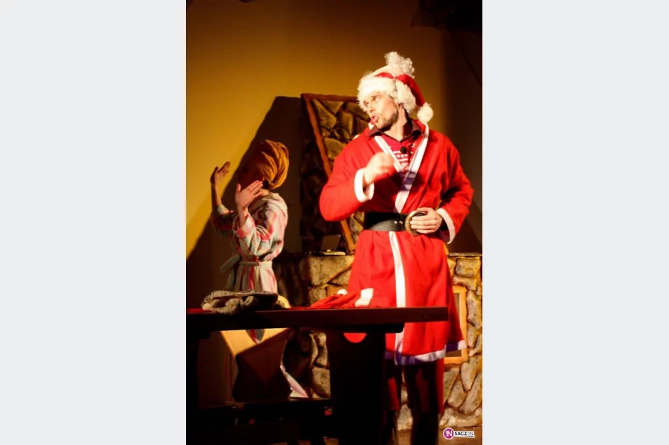 „Mikołajek szuka Świętego Mikołaja” - ostatnie w tym roku świąteczne przedstawienie w Teatrze Nowym - zdjęcie 3