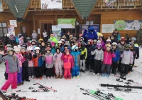 Policjanci zapraszają dzieci na atrakcje na stoku - zdjęcie główne