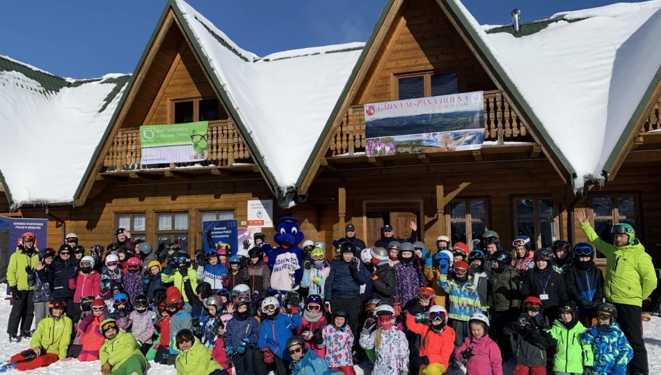 Mundurowi promowali bezpieczeństwo na stoku - zdjęcie 1