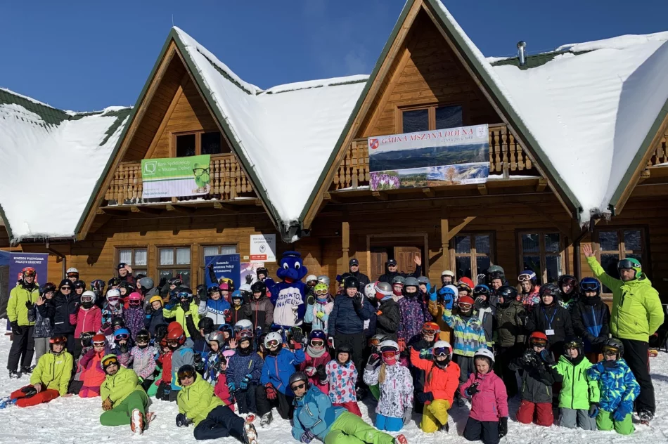 Mundurowi promowali bezpieczeństwo na stoku - zdjęcie 3