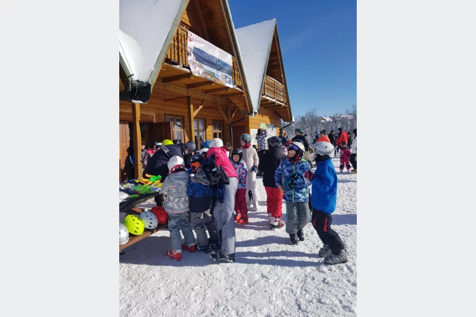Mundurowi promowali bezpieczeństwo na stoku - zdjęcie 5
