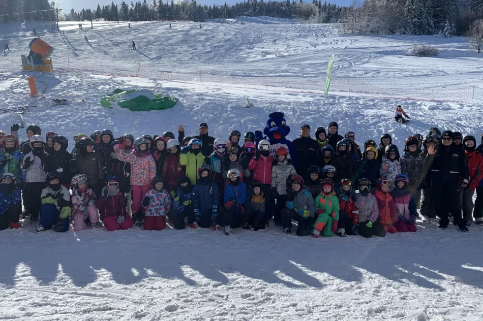 Mundurowi promowali bezpieczeństwo na stoku - zdjęcie 6