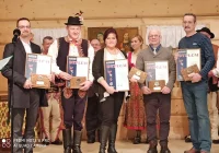 SREBRNA ROZETA dla kolędników z Pisarzowej na ogólnopolskim kolędowaniu w Bukowinie Tatrzańskiej - zdjęcie główne