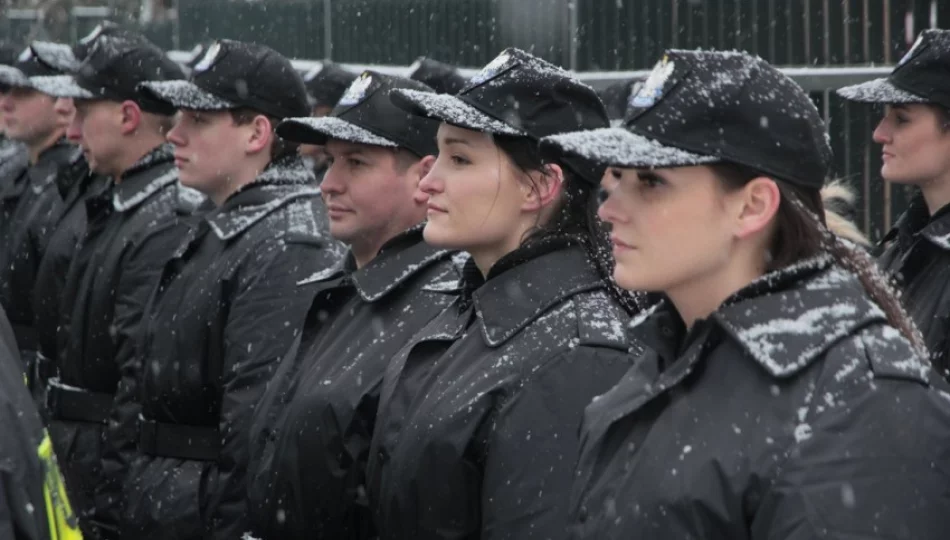 W szeregach nowi policjanci - zdjęcie 1