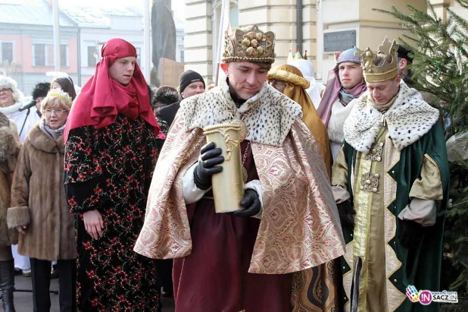 Sądeczanie pokłonili się Dzieciątku – przeszedł Pokłon Trzech Króli - zdjęcie 3